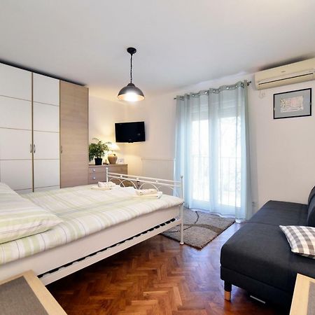 Apartman Nola Ζάγκρεμπ Εξωτερικό φωτογραφία